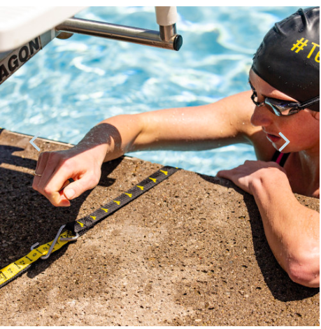 Equipement piscine Finis - Support pour départ en dos